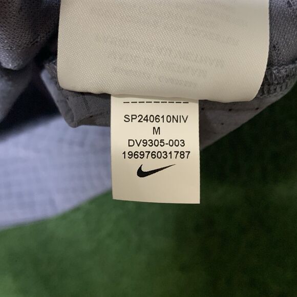 Sz M Nike Mens Trail Solar Chase Dri-FIT Short Sleeve Top DV9305 003 - Picture 6 of 7